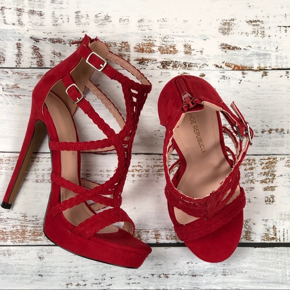 Red Heels - Picture 6 of 8